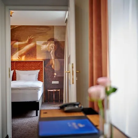 Zur Post Hotel 4*